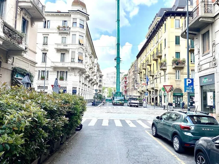 Casa Stazione Centrale, Corso Buenos Aires, Milano 0*, Milan